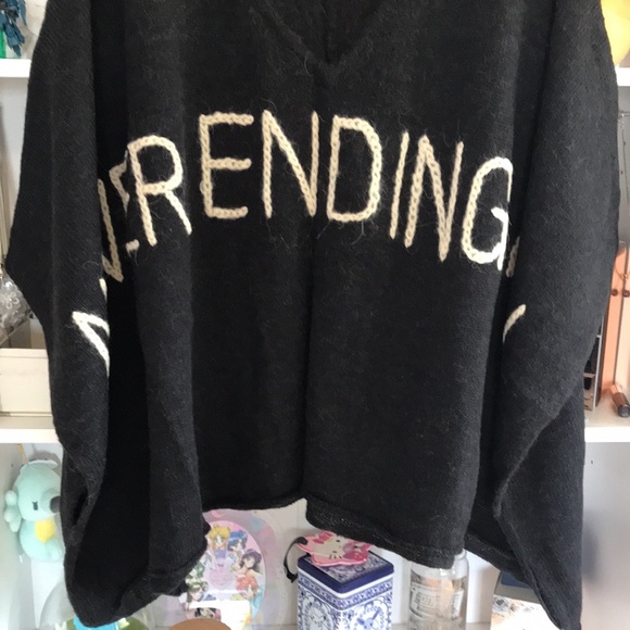 WILDFOX COUTURE 'Never Ending Fun' Knit Poncho - Picture 9 of 15